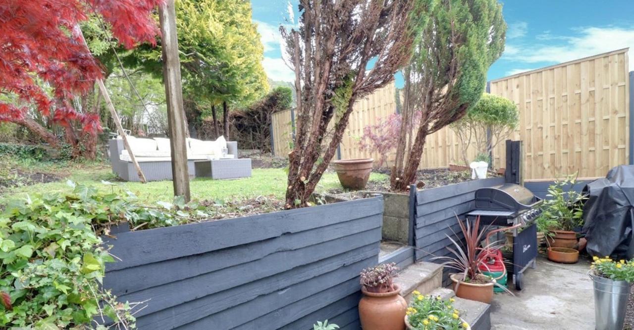 Cosy, Dog Friendly House On The Fringe Of The Brecon Beacons Villa Tredegar Exterior photo